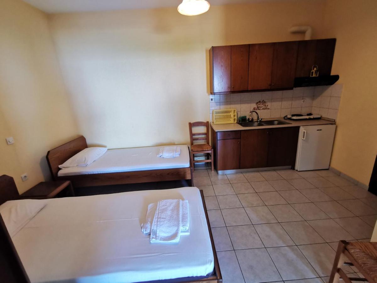 Platanias Hillside Apartment Bagian luar foto