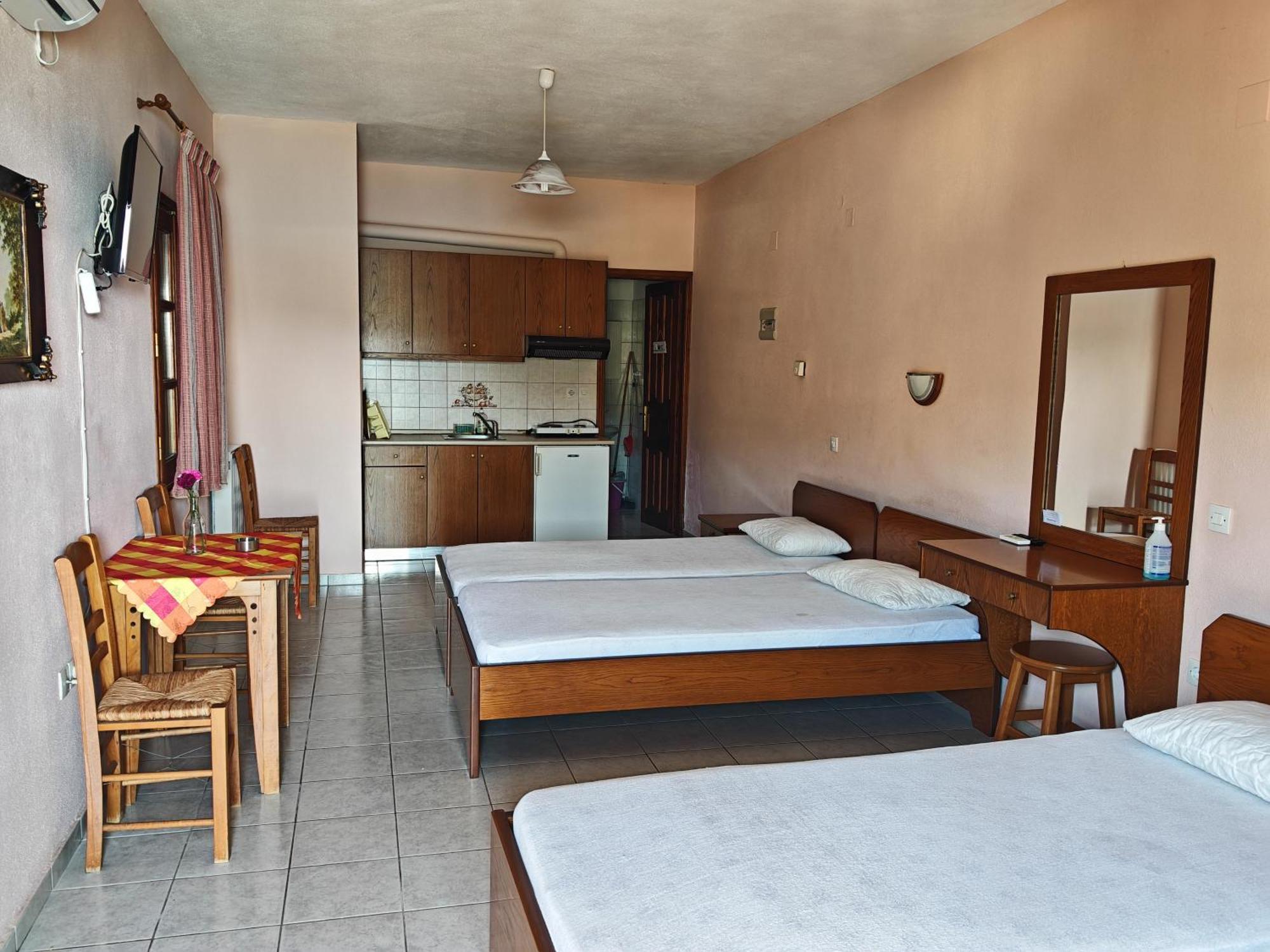 Platanias Hillside Apartment Ruang foto