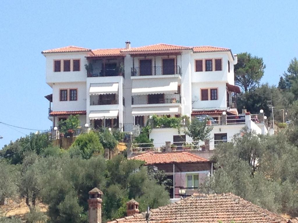 Platanias Hillside Apartment Bagian luar foto